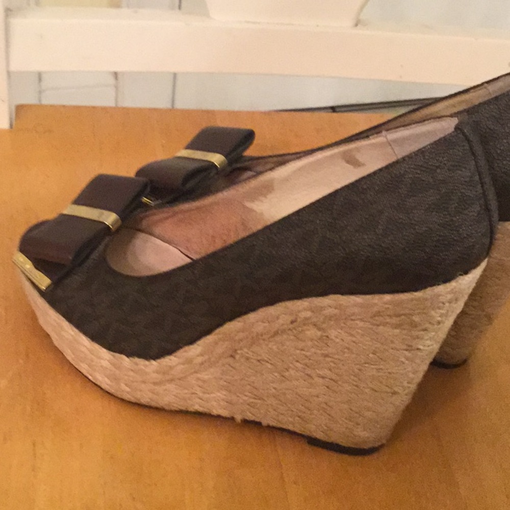 Michael Kors Shoes - Picture 4 of 6